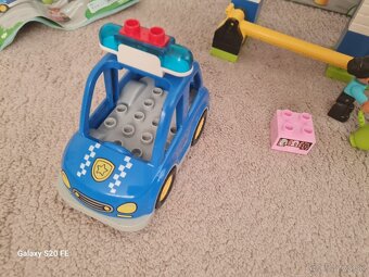 Lego duplo poljcajma stanica - 2