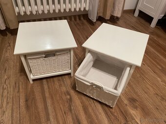 Predam nocne stoliky - 2