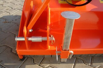 MULČOVAČ za malotraktor - 2