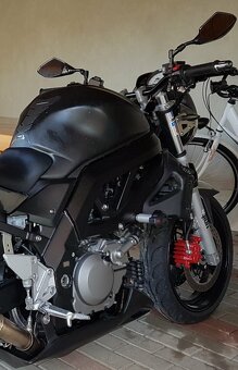 Suzuki SV 650 N - 2