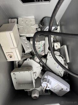 Vypínače zásuvky ističe… - 2