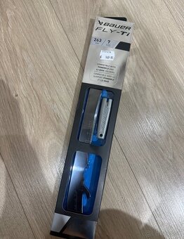 Nôž BAUER fly titan - 2