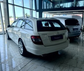 Mercedes-Benz C 200CDI Automat BlueEFFICIENCY Elegance SK - 2