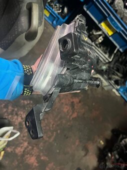 Svetla Hyundai tucson 2 2015-2020 - 2