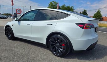 Tesla Model Y Performance Dual Motor Long Range 75kWh - 2