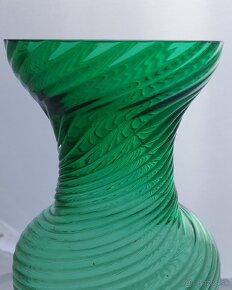 Vysoká váza z točeného skla - 2
