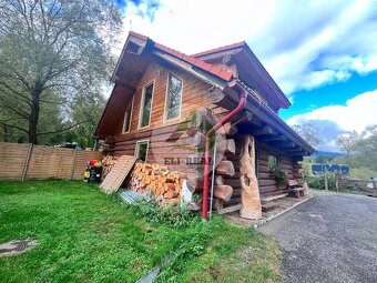 Exkluzívne na predaj priestranný a nový zrub - Čierny Balog - 2