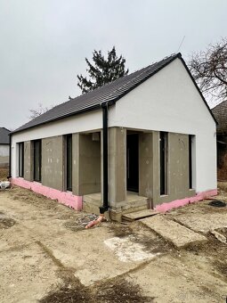 NA PREDAJ 3izb.Novostavba Trnovec nad Váhom okr. Šaľa - 2