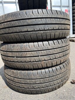 215/70R15C Michelin Agilis letne - 2