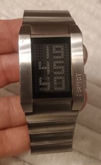 Kúpim podobne digitálne hodinky. - 2