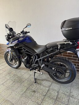 Triumph tiger 800 - 2