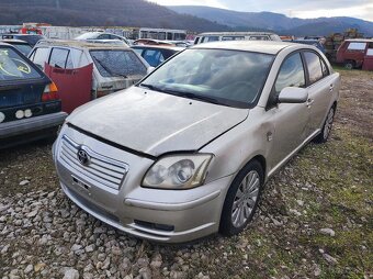 Toyota Avensis - 2