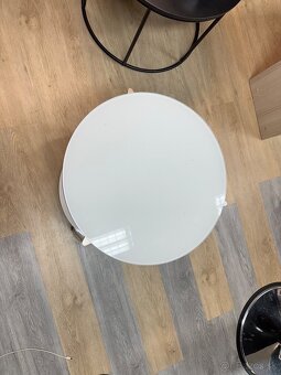 Stolík na kolieskach ,sklo - 2