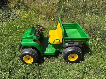 PegPerego John Deere Gator HPX s vlečkou - 2