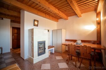 3-poschodová chata vo Zvolene na Západe, celoročná - 2