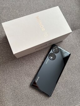 HONOR 70 – 8GB RAM / 128GB ROM – Midnight Black - 2