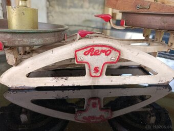 Starozitna váha - 2