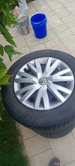 Plechové disky originál VW 215/60R16 - 2