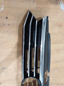 Passat b8 predná maska - 2