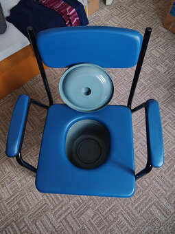 Toaletná stolička - 2