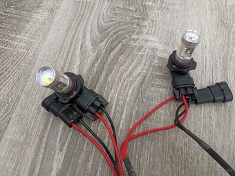 LED žiarovky s rezistorom - 2