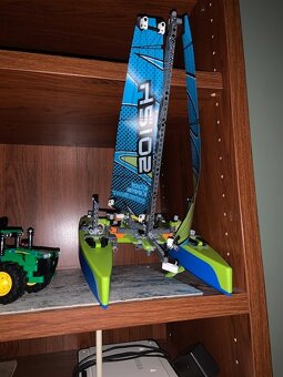 LEGO 42105 Technic - Catamaran - 2