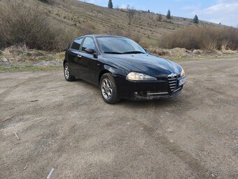 Alfa Romeo 147 - 2
