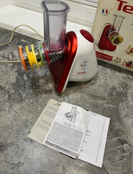 Strúhací robot Tefal Fresh Express MB756G31 - 2