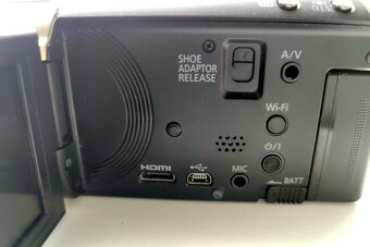 Panasonic HC-V727 - 2