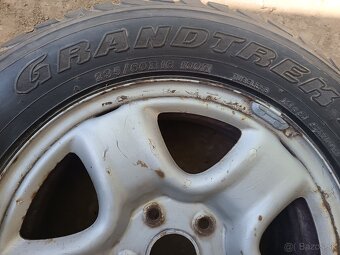 Pneumatika Dunlop 235/60 R16 - 2