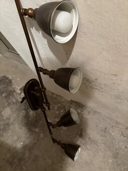 Lampa medena farba - 2
