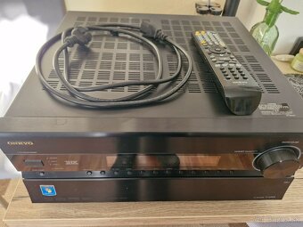 Predám ONKYO TX-NR 808 - 2