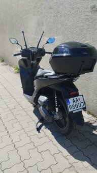 2025 Honda SH150, najazdené 700km - 2