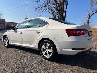 Škoda Superb 2.0 TDI, 110 kW, 66 000 km, 2020, manuál. - 2