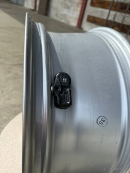 Nové orig. kolesá Toyota Rav4 7,5J X 18 ET45 - 2