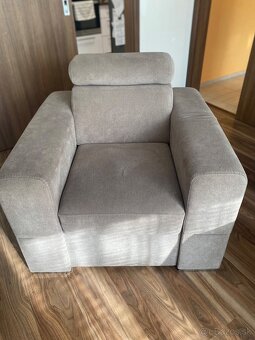 Masivne obyvackove kreslo - 2