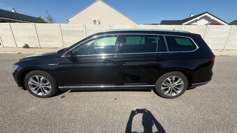 Volkswagen Passat Variant 2.0 TDI 190k BMT Highline 4MOTION - 2