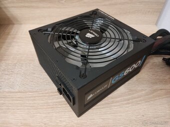 CORSAIR zdroj GS600 / 600W - 2