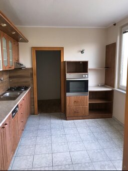 Prenajmem 3,5 izbový byt. - 2