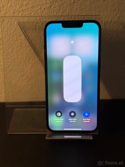 Predám Apple iPhone 13 256GB Black Bežné známky používania - 2