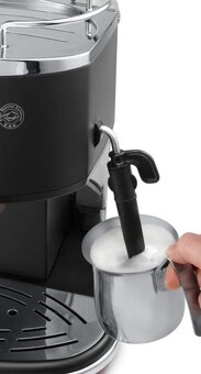 Kávovar DeLonghi - 2