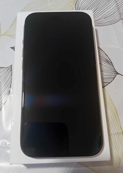 Iphone 15 - 2