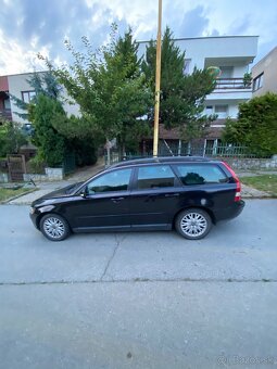 Volvo v50 - 2