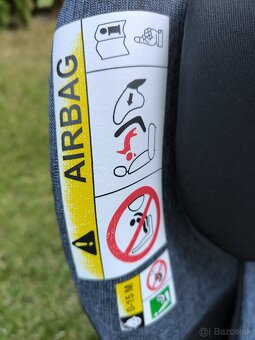 autosedačka Britax Römer Dualfix M i-Size. - 2