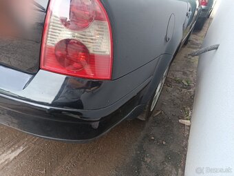 Volkswagen Passat B5.5 zadný nárazník - 2