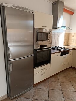 Kuchyňa so spotrebičmi - 2