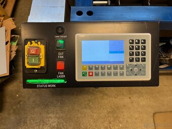 CO2 laserový gravírovací a rezný stroj 80W – Ruida, chiller, - 2