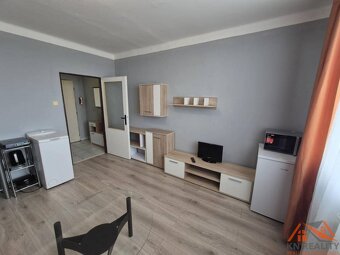 Na predaj zariadená garsónka po rekonštrukcii Komárno  - 2