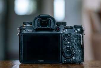 Sony A9 – 24.2 MP - 2