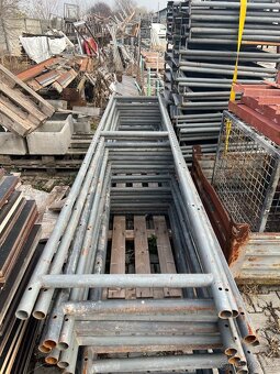 Oceľové lešenie – používané, v dobrom stave - 2